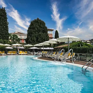 https://hotel-villa-mulino.hotelinveneto.com